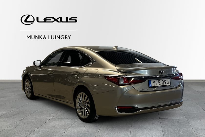 Bild 1 av Lexus ES 300h Luxury ML