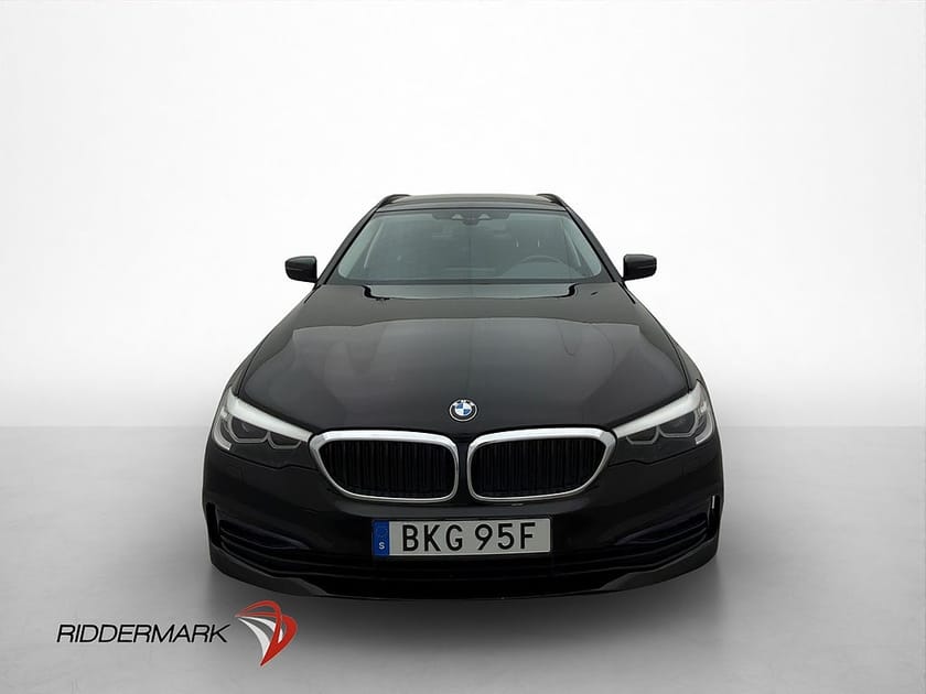 Bild 1 av BMW 520d Touring 190hk Sport Line Navi Kamera Halvskinn