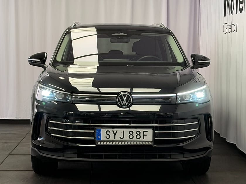 Bild 3 av Volkswagen Tiguan ELEGANCE 2.0 TDI 4MOITION Värmare/Drag/Side Assist