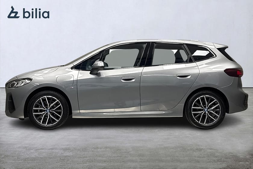Bild 2 av BMW 225e xDrive Active Tourer Tourer/M Sport/Drag/Rattvärme/18" hjul