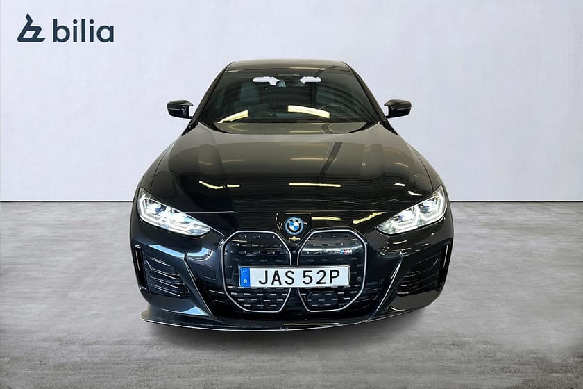Bild 2 av BMW i4 M50 xDrive Gran Coupé / M Sport / HUD / Laser / 360 / HiFi / Drag