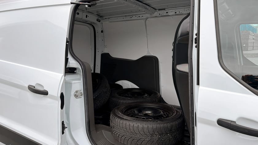 Bild 5 av Ford Transit Connect 230 LWB L2 1,5L 100Hk Trend / Carplay / Backkamera / Värmare