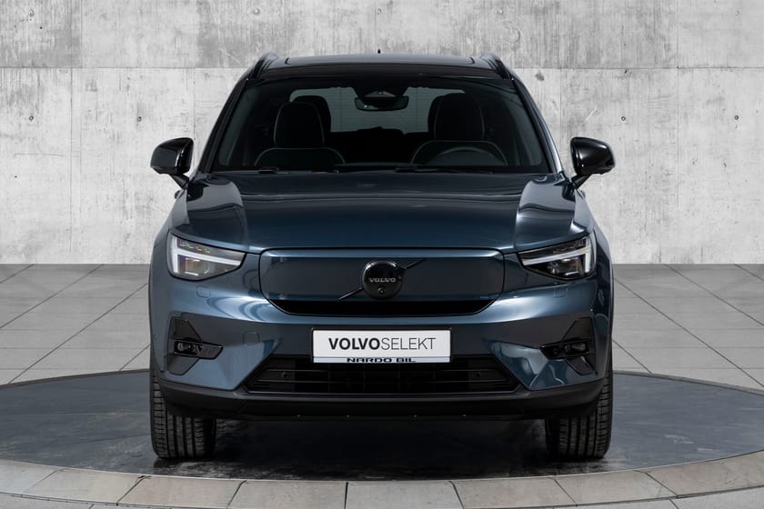 Bilde 3 av Volvo EX40 Twin Motor Ultra | Krok | Black Edt | Pixel | H&K | 360 | Soltak