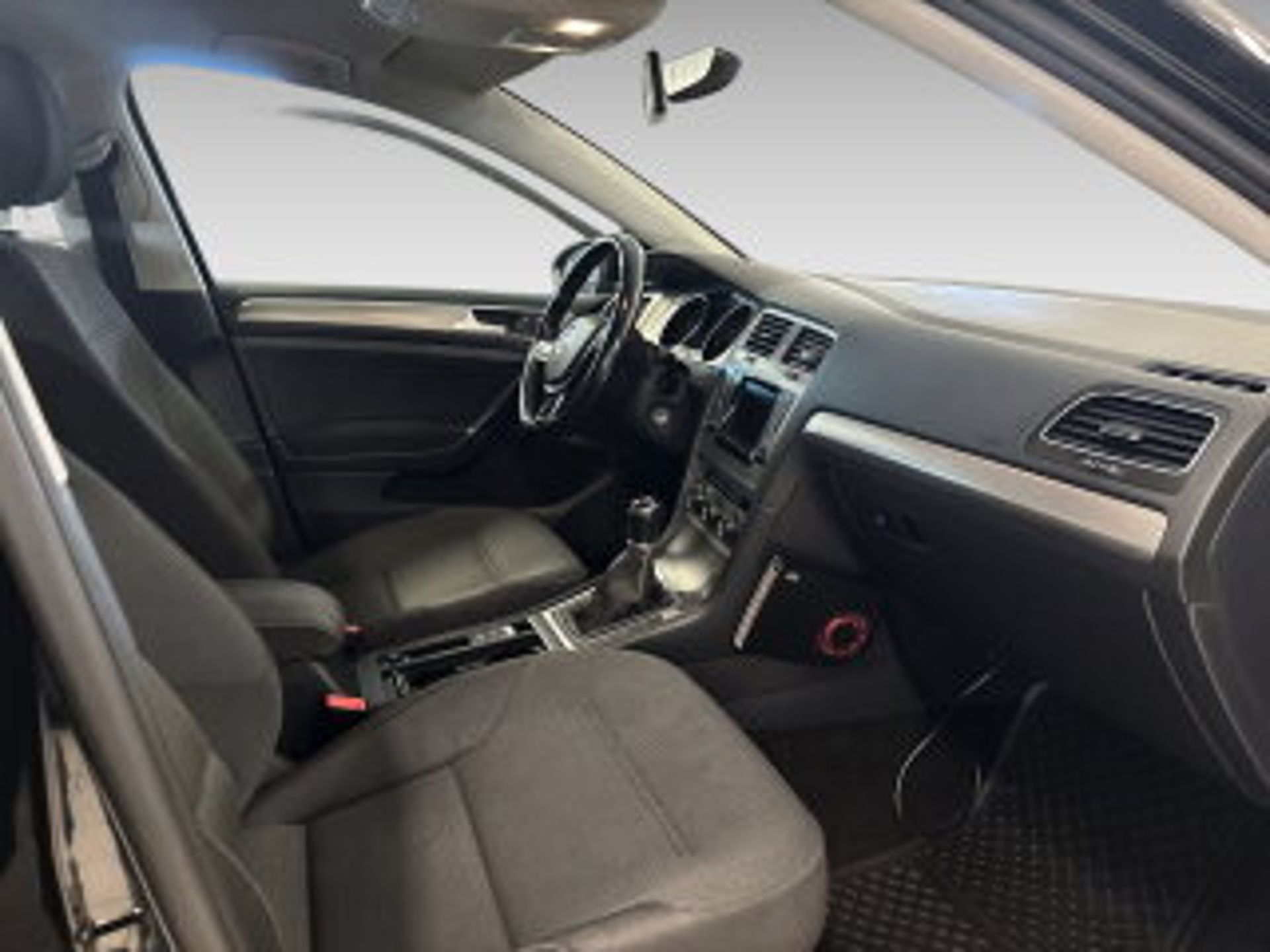 Volkswagen Golf 1.6 TDI DPF BMT 4Motion 2015, photo 6/9