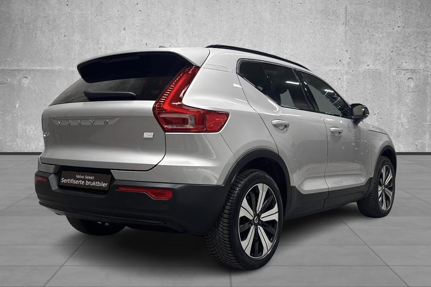 Bilde 4 av Volvo XC40 Recharge Twin motor Engine AWD Plus - Google, park.varmer, Carplay++