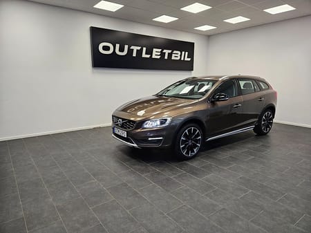 Volvo V60 Cross Country D3 150hk Geartronic Classic Summum Läder Navi PDC Drag