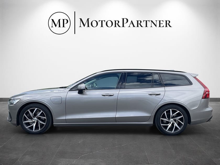 Bild 5 av Volvo V60 Recharge T6 Twin Engine AWD Momentum Dragkrok GPS 340hk