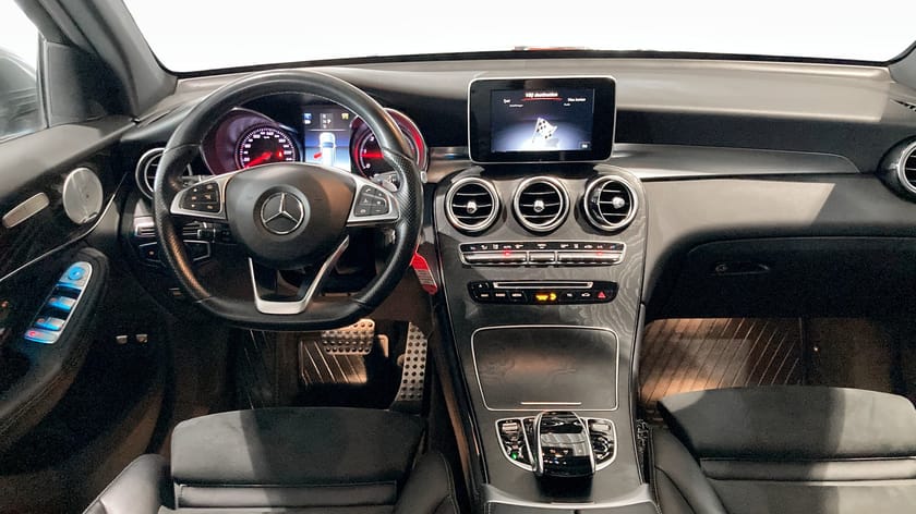 Bild 4 av Mercedes-Benz GLC 250 d 4MATIC 204hk AMG Line Dragkrok Glastak Värmare