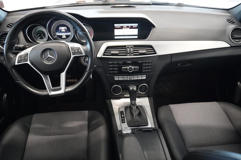 Bild 2 av Mercedes-Benz C 220 T CDI 7g-Tronic Plus Drag Sensorer Farthållare