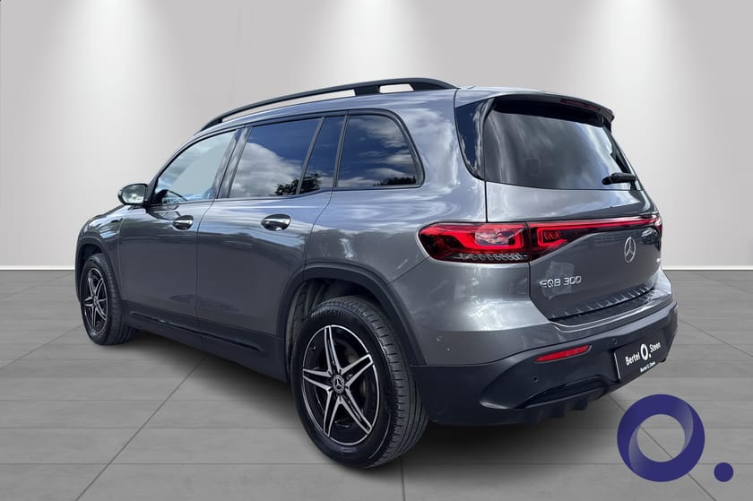Bilde 5 av Mercedes-Benz EQB 300 4MATIC – AMG Line|7-seter | 360° Kamera | DISTRONIC |