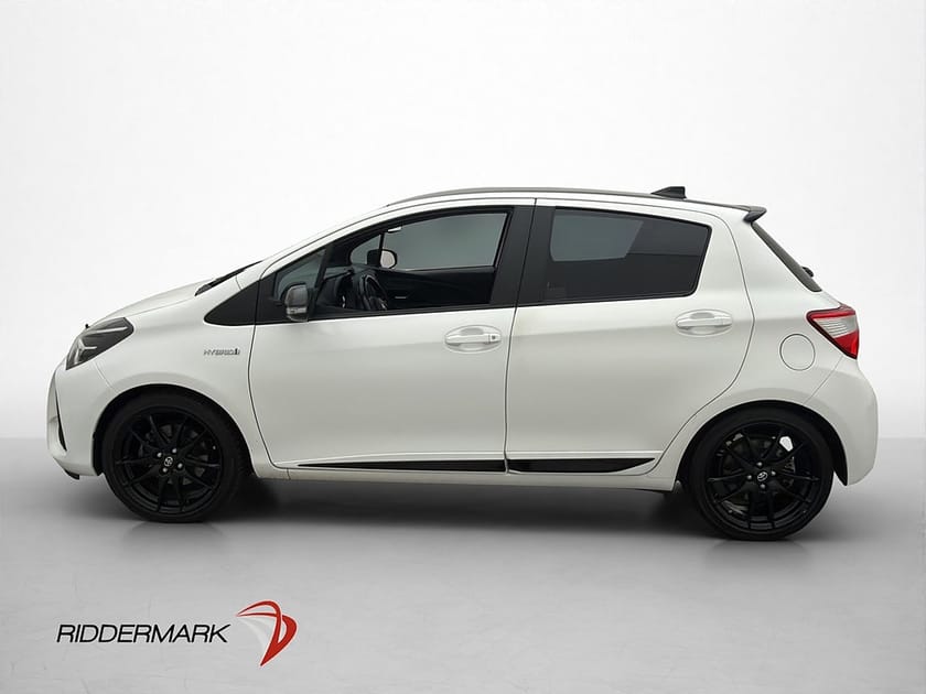 Bild 4 av Toyota Yaris Hybrid e-CVT 101hk GR Sport Kamera Bluetooth