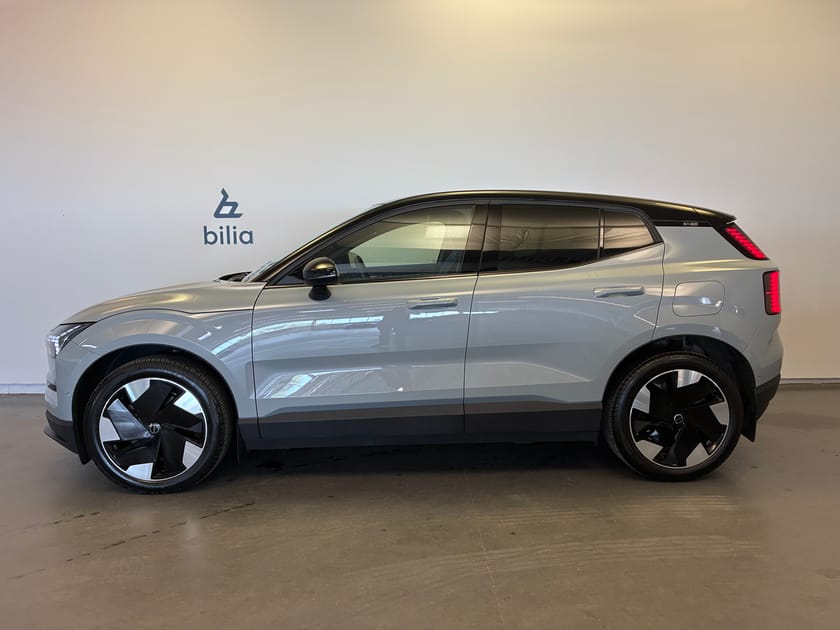 Bild 3 av Volvo EX30 Single Motor Extended Range Ultra / Keyless / 360 Kamera / Panorama / Navigation /