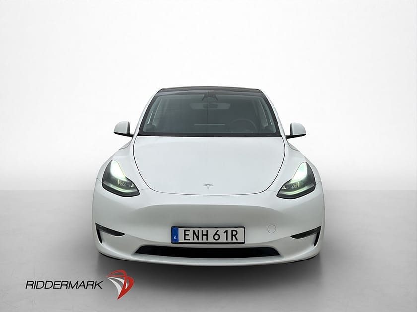 Bild 3 av Tesla Model Y Long Range AWD 514hk Pano Drag Autopilot MOMS