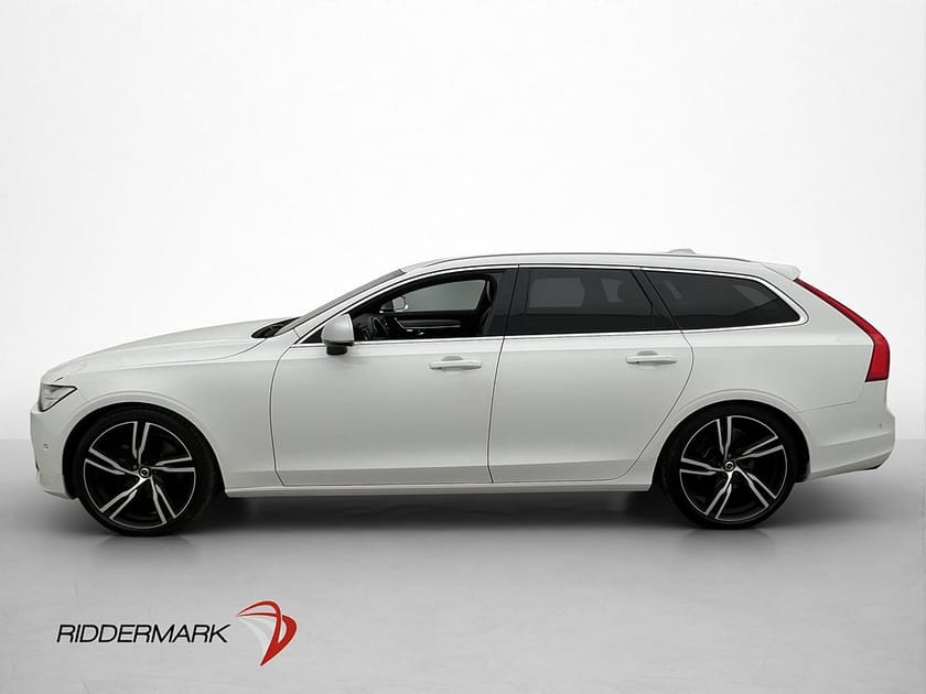 Bild 4 av Volvo V90 D5 AWD R-Design 235hk A-CarPlay Adaptiv-fart BLIS