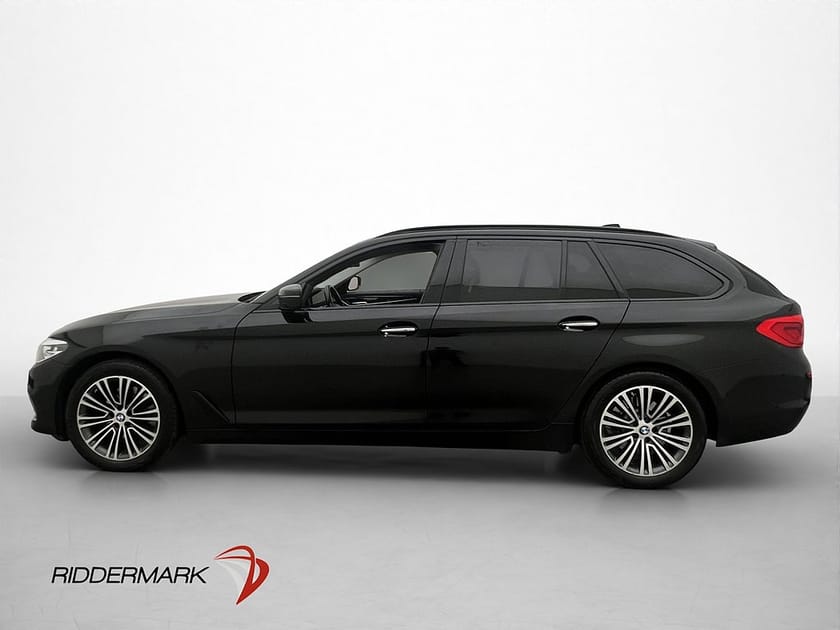 Bild 4 av BMW 520d Touring Sport line Dragkrok Kamera Navi Halvskinn
