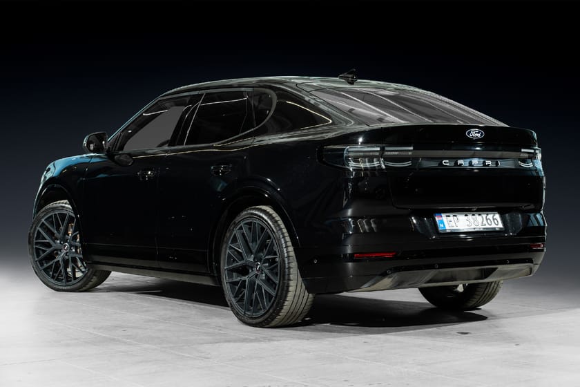 Bilde 5 av Ford Capri EV Extended Range AWD LR|MOMO|Premium|AWD|El.krok|Førerassist|HUD