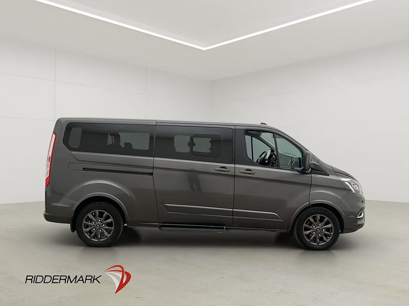 Bild 2 av Ford Tourneo Custom 320 Lång Ny-Kamrem Värm Drag B-Kamera 8-Sits
