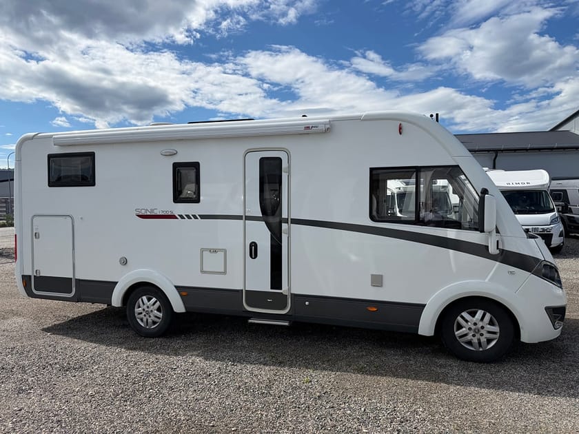 Bild 2 av Adria Mobil Sonic 700 I SL 180HK & Automatlåda