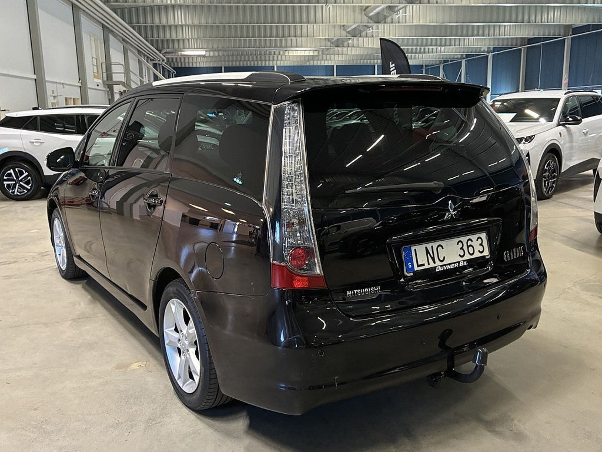Mitsubishi Grandis 2010, kuva 6/10