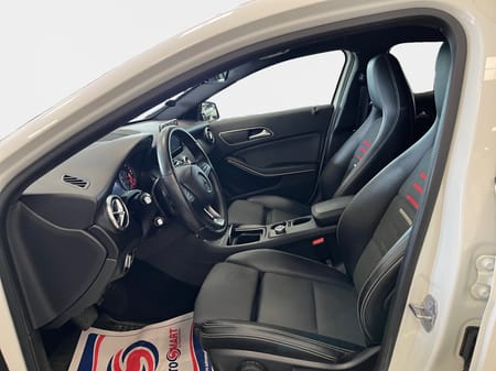 Mercedes-Benz A 180 AMG Style 122hk *Backkamera/Tonade rutor*