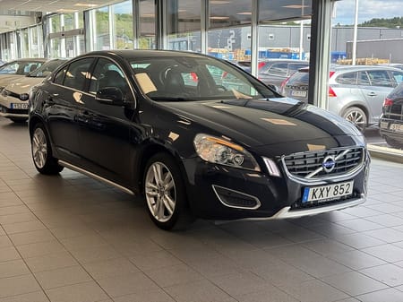 Volvo S60 DRIVe 115hk Backkamera Dragkrok Värmare