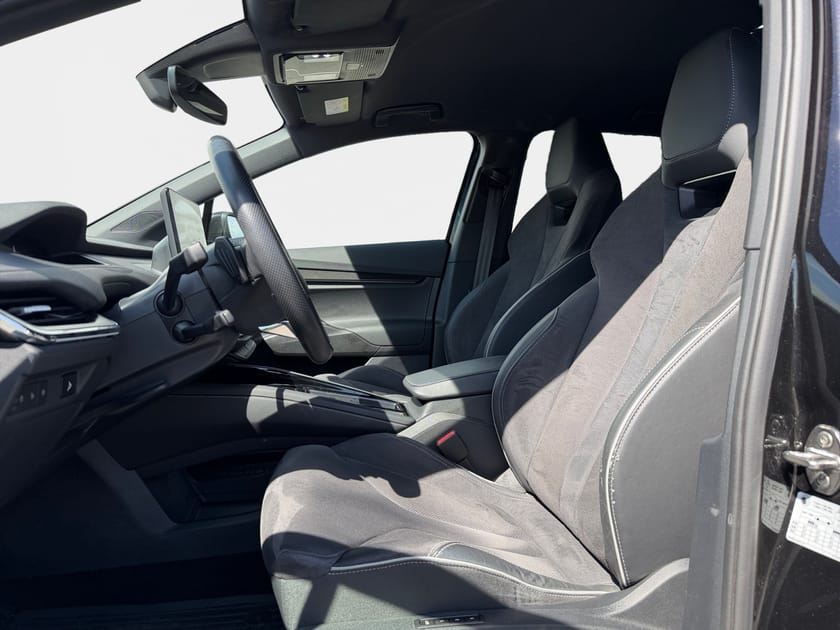 Bild 2 av Škoda Enyaq iV 80x Sportline 265hk *Drag/Keyless/Backkamera*