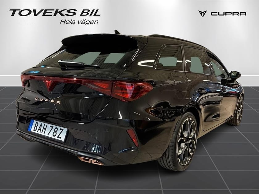 Bild 3 av CUPRA Leon Sportstourer e-Hybrid 1.5 204 DSG (PLUG