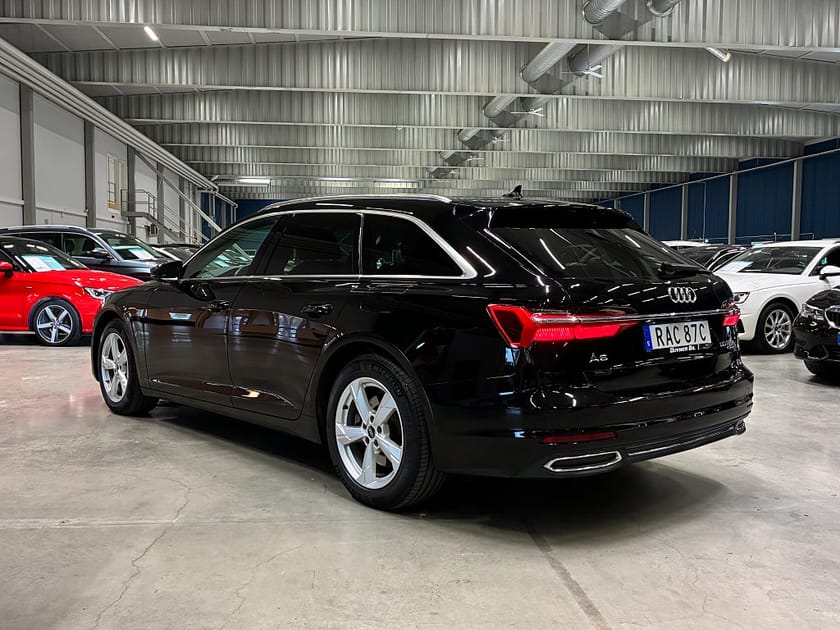 Bild 5 av Audi A6 Avant 50 TFSI e quattro | Skinn | Cockpit