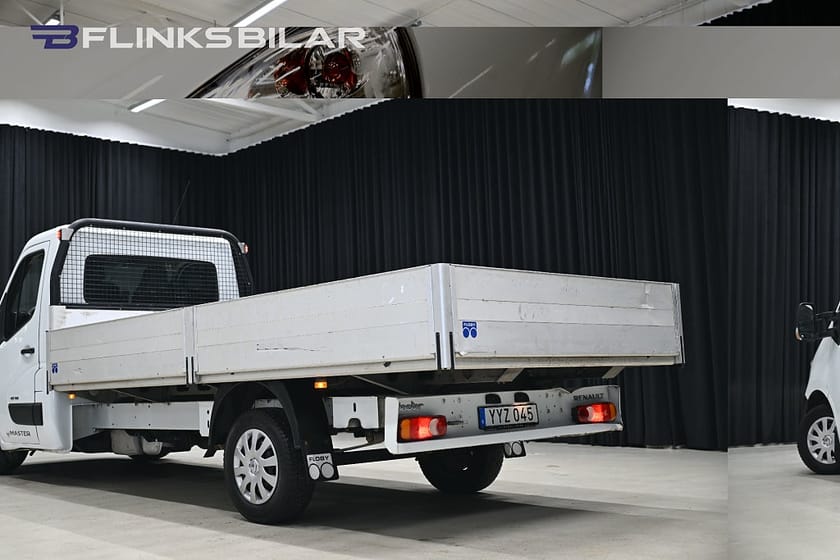 Bild 4 av Renault Master Chassi Cab dCi 145HK L4|Långflak|3-Sits|Kamkedja|EnÄgare|Leasbar