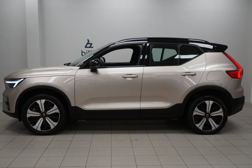 Bild 2 av Volvo XC40 Recharge Twin Plus | Drag |