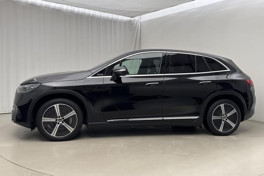 Bild 2 av Mercedes-Benz EQE SUV 500 4MATIC 4M 408hk Läder 360 Burmester Panorama