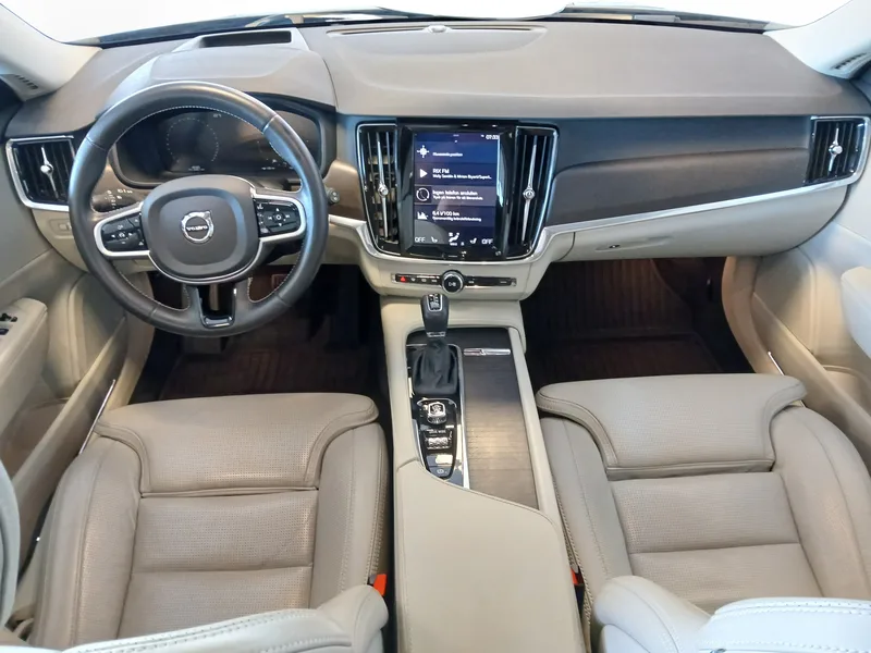Bild 8 av 15 – Volvo V90 Cross Country D4 AWD Advanced Edt Cross Country Advanced