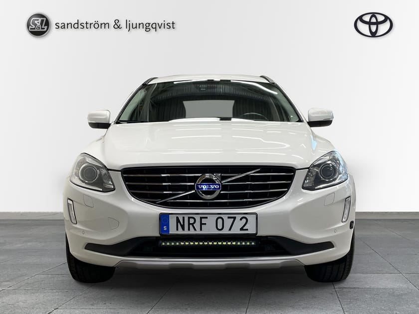 Bild 1 av Volvo XC60 D4 AWD Momentum (Dragkrok)