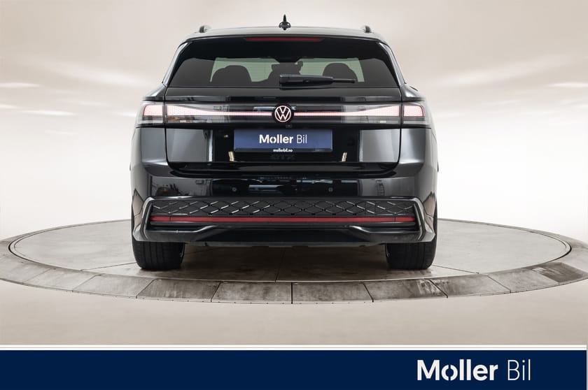 Bilde 4 av Volkswagen ID.7 GTX Tourer