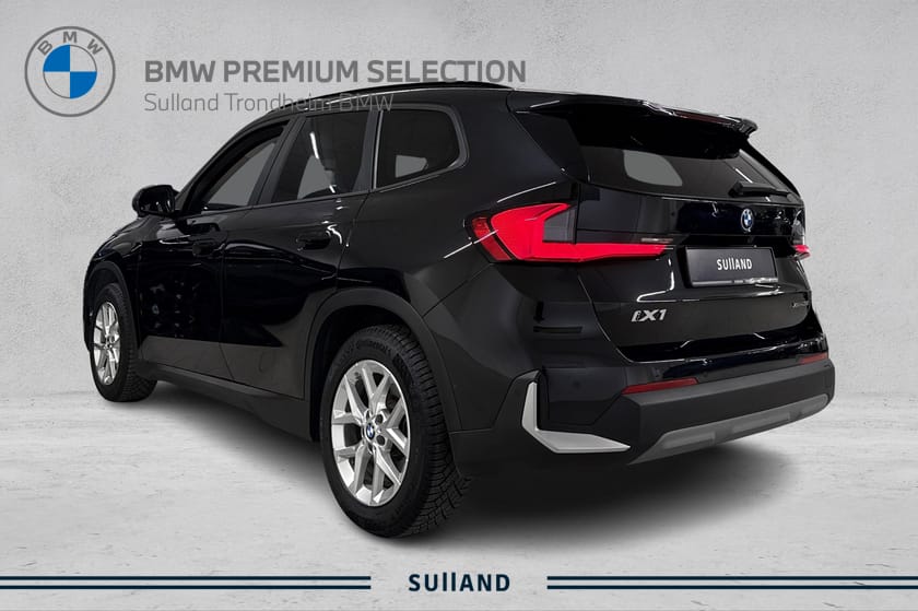 Bilde 3 av BMW iX1 xDrive30 Hengerfeste / Adaptive LED / BSI