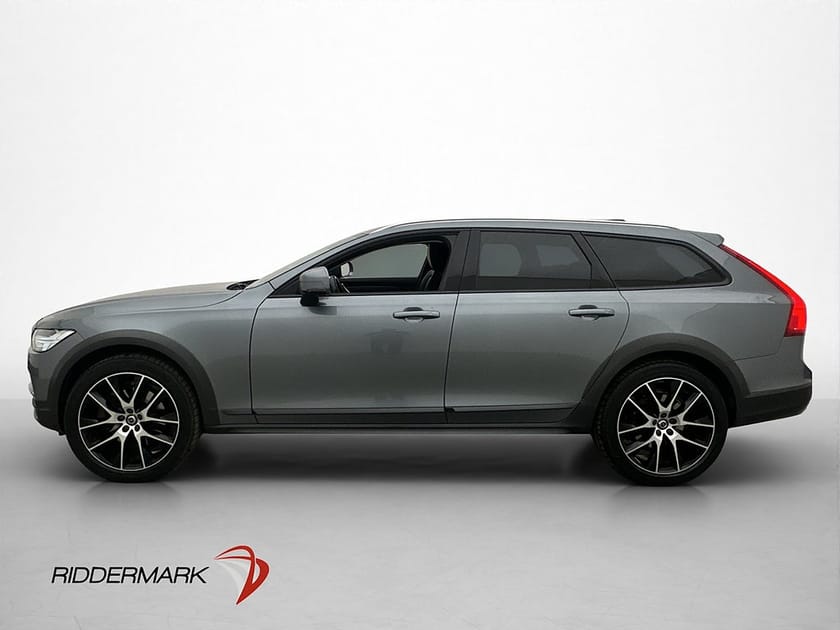 Bild 4 av Volvo V90 Cross Country D4 AWD Pano Värmare HUD Kamera Drag