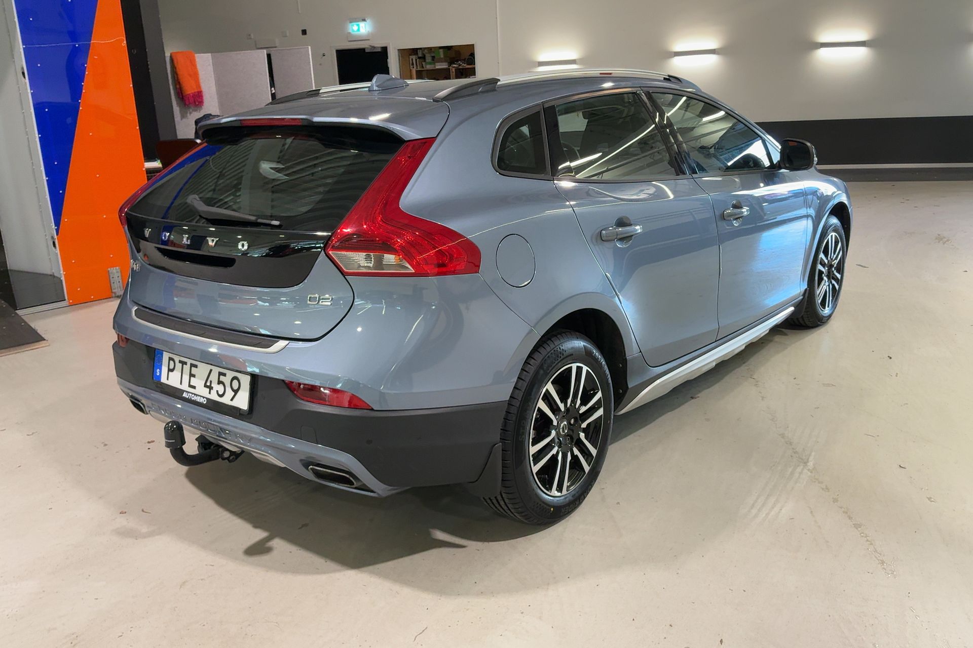 Volvo V40 Cross Country 2017, kuva 6/10