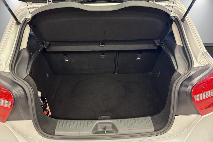 Bilde 5 av Mercedes-Benz A 180 122HK Automat | EU Til 08.2028 | Servicehistorikk