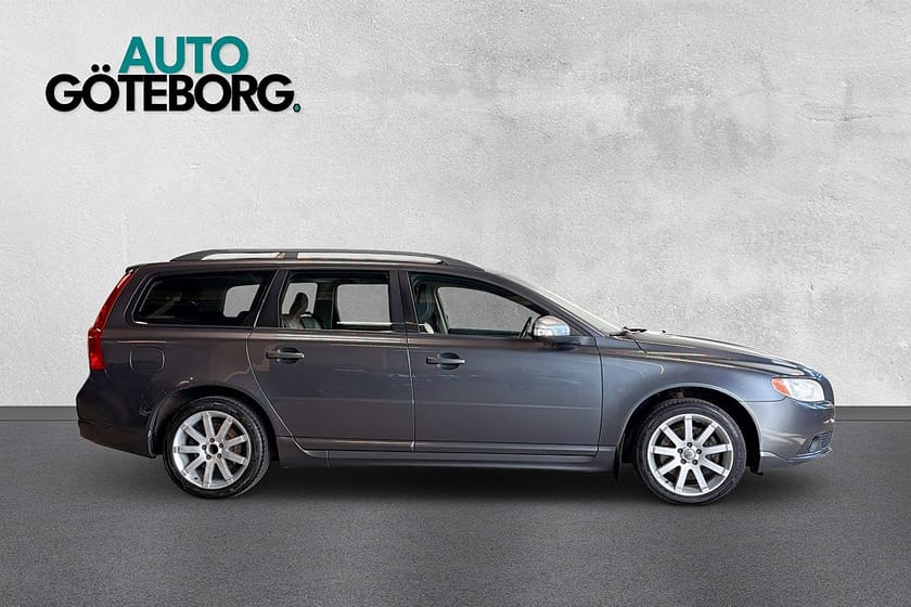 Bild 3 av Volvo V70 D5 Automat Momentum 2-Ägare Besiktigad Drag Kamrembytt