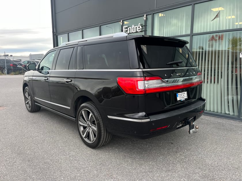 Bild 3 av Lincoln Navigator L Lång 3.5 V6 7-sits Pano Drag Se utr