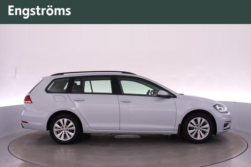 Bild 2 av Volkswagen Golf Sportscombi 1.0 TSI 110hk Drag/Backkamera