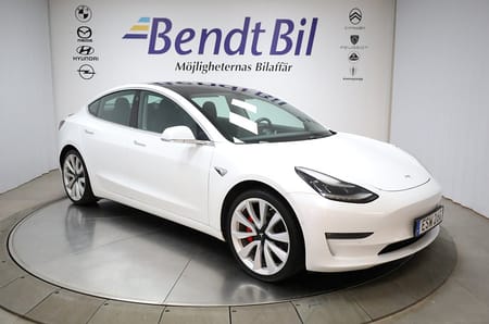 Tesla Model 3 Performance