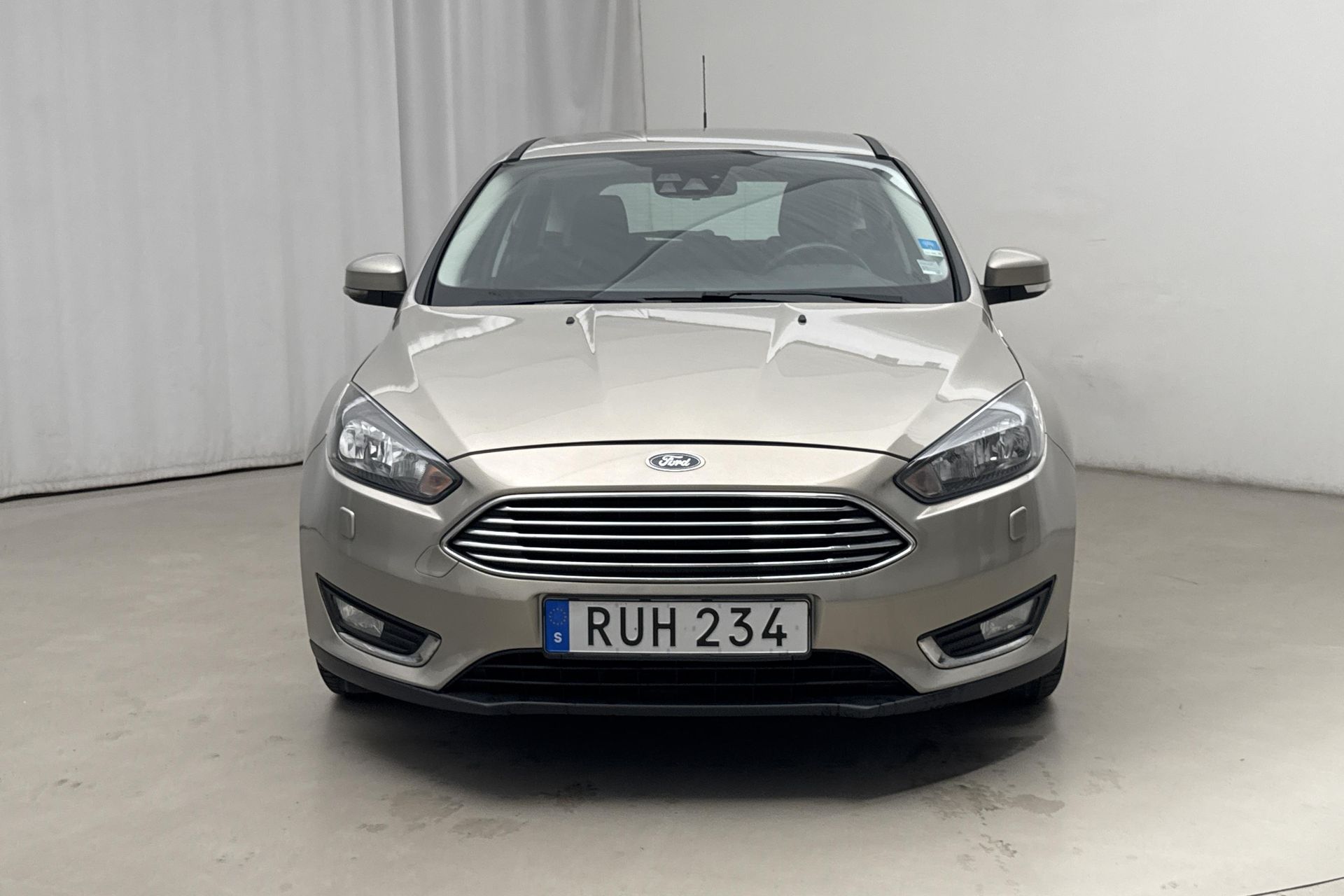Ford Focus 1.0 EcoBoost Manuell 2015, photo 5/10