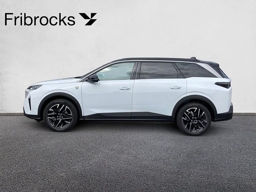 Bild 2 av Peugeot 5008 Hybrid 145 GT AUT 7-sits/Adaptiv/GPS/Kamera/Demo