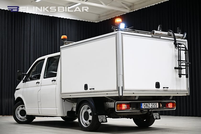 Bild 2 av Volkswagen Transporter Chassi Dubbelhytt 4Motion 150HK Dubbelhytt|Kåpa|Inredd|Lågmil|Moms|SeUtr!