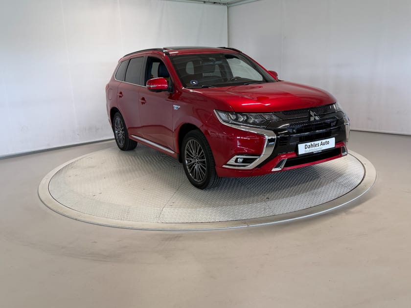 Bilde 2 av Mitsubishi Outlander PHEV 2,4 224 S Edt ACC/Pano/Skin/Krok/360/Nav/Ny serv/1 eier