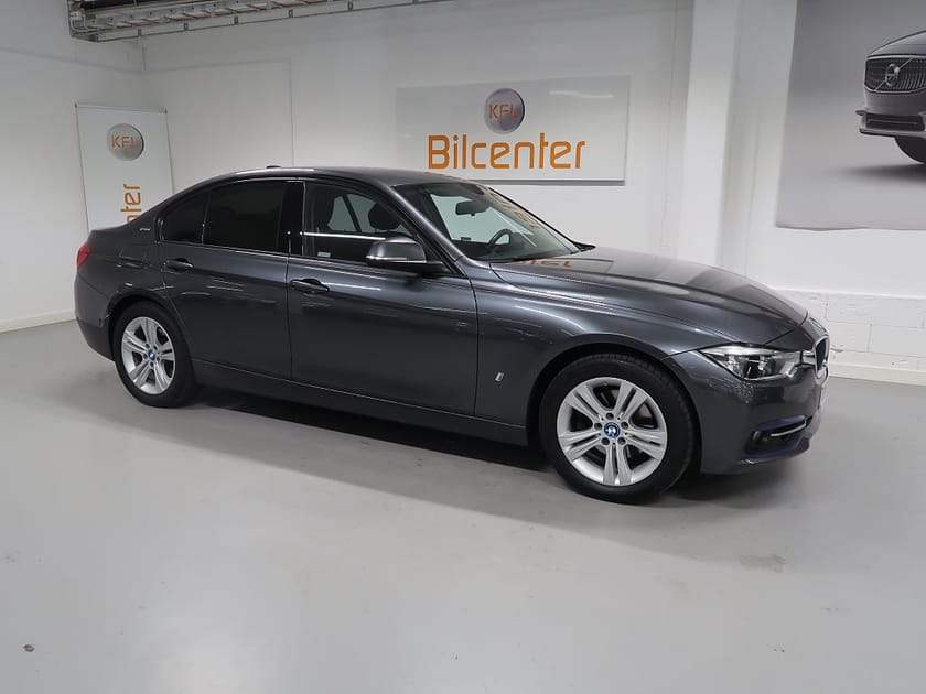 Bild 4 av BMW 330e Sedan