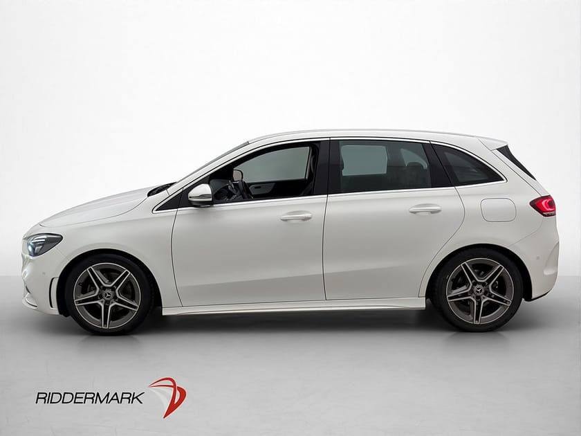 Bild 4 av Mercedes-Benz B 180 136hk AMG Drag Navi Kamera Widescreen