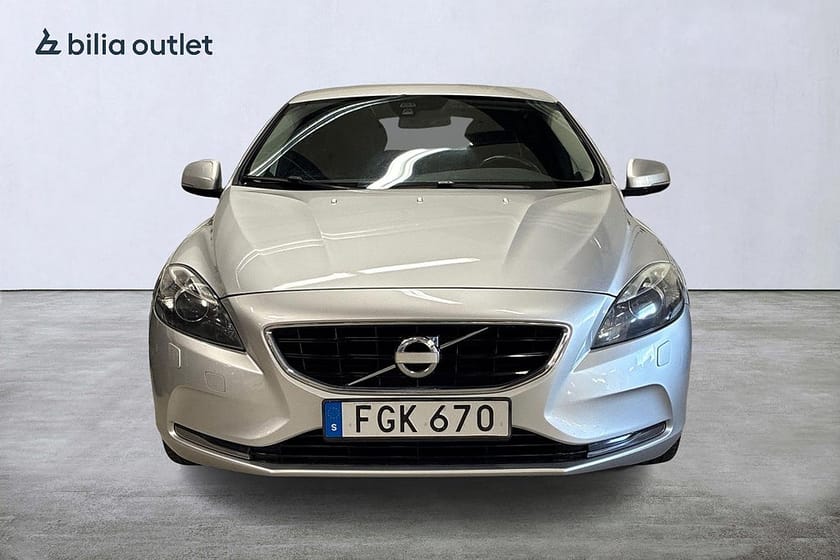 Bild 3 av Volvo V40 D2 Your Momentum 115hk P-värm PDC KamremBytt