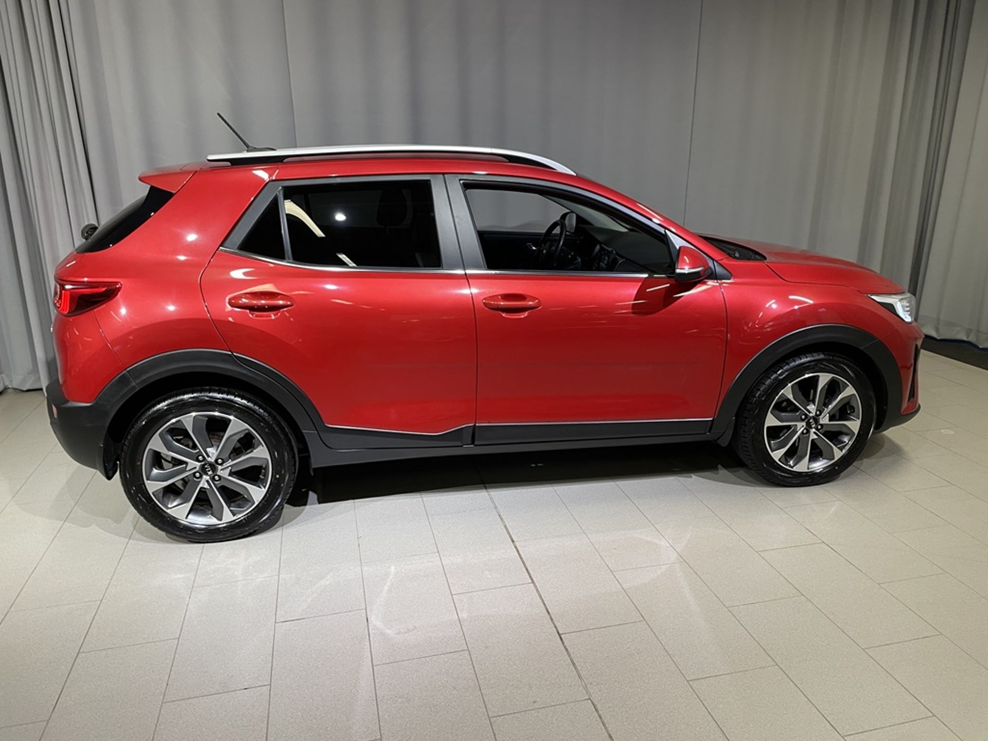 Kia Stonic 1,0 T-GDI Automat 120hk 2020, kuva 5/10